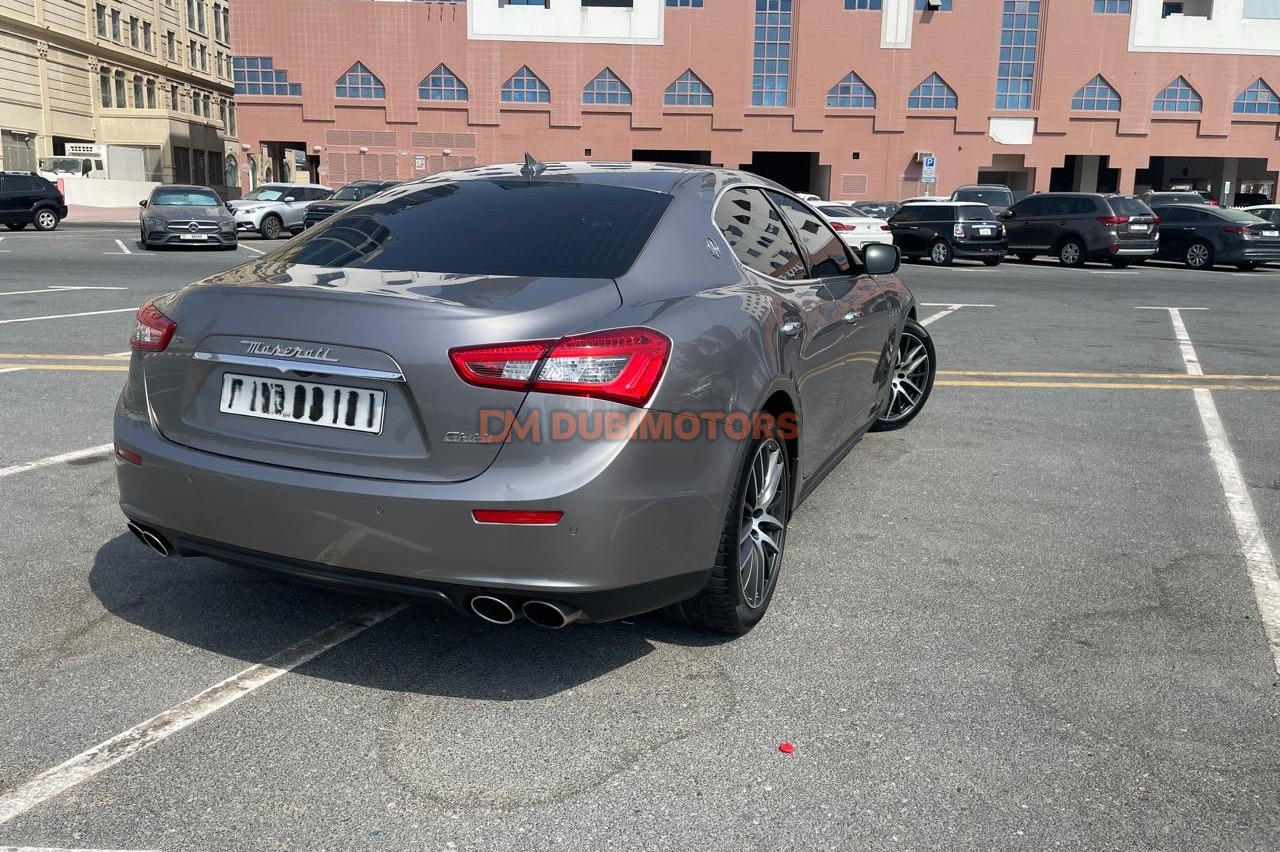 2015 Maserati Ghibli S for Sale in Dubai, photo 4 of 11