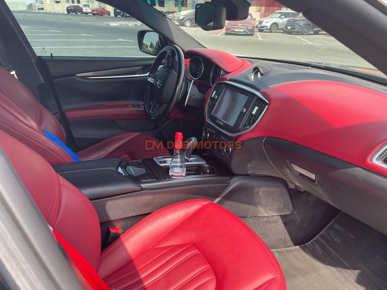2015 Maserati Ghibli S for Sale in Dubai, photo 7 of 11