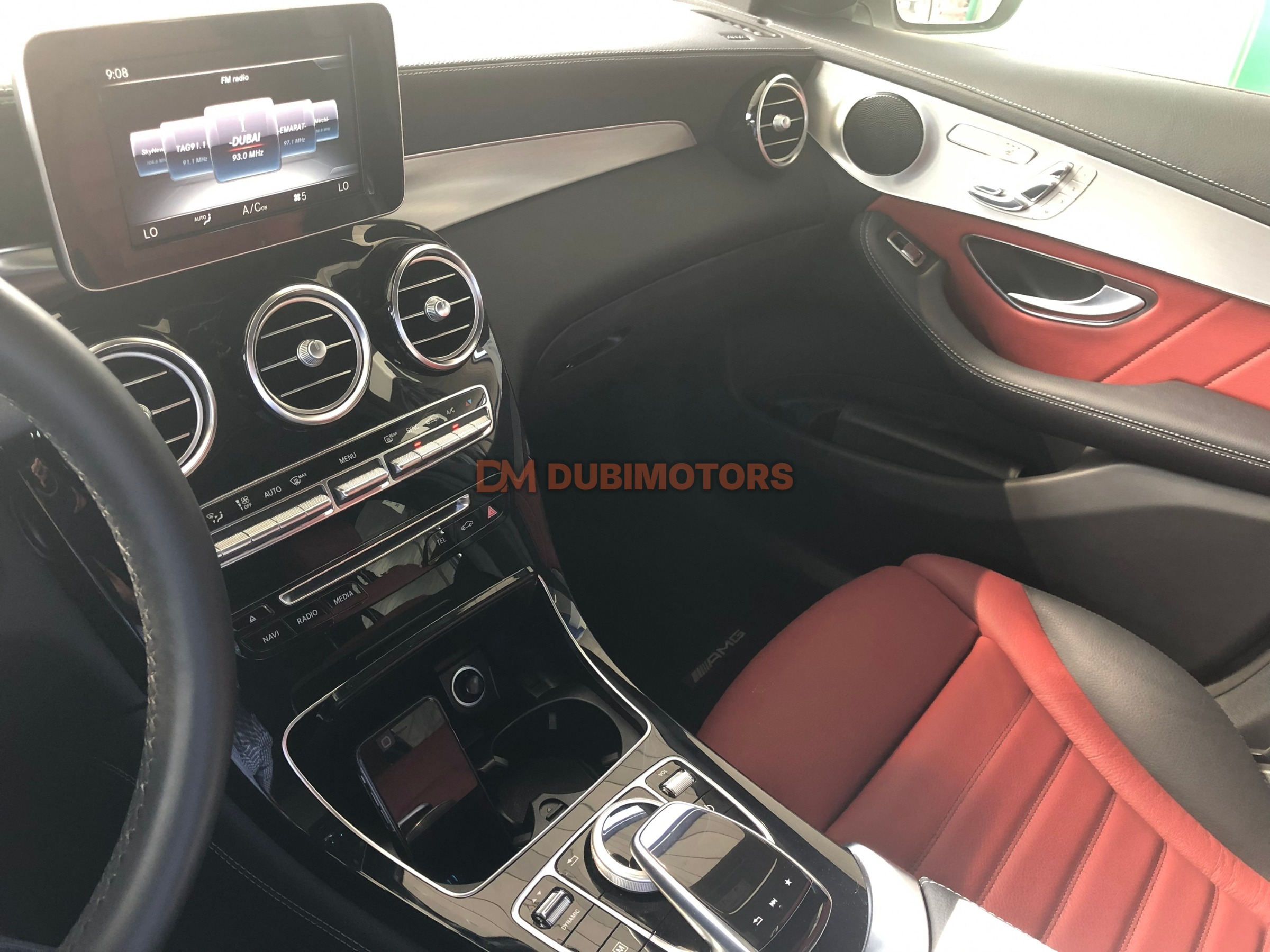 2018 Mercedes-Benz GLC GLC Coupe 250 for Sale in Dubai, photo 8 of 11