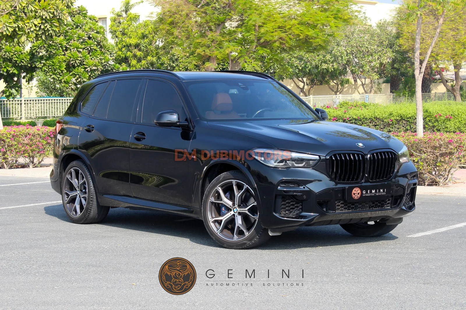 2022 BMW X5 xDrive40i M Sport for Sale in Dubai, photo 2 of 17