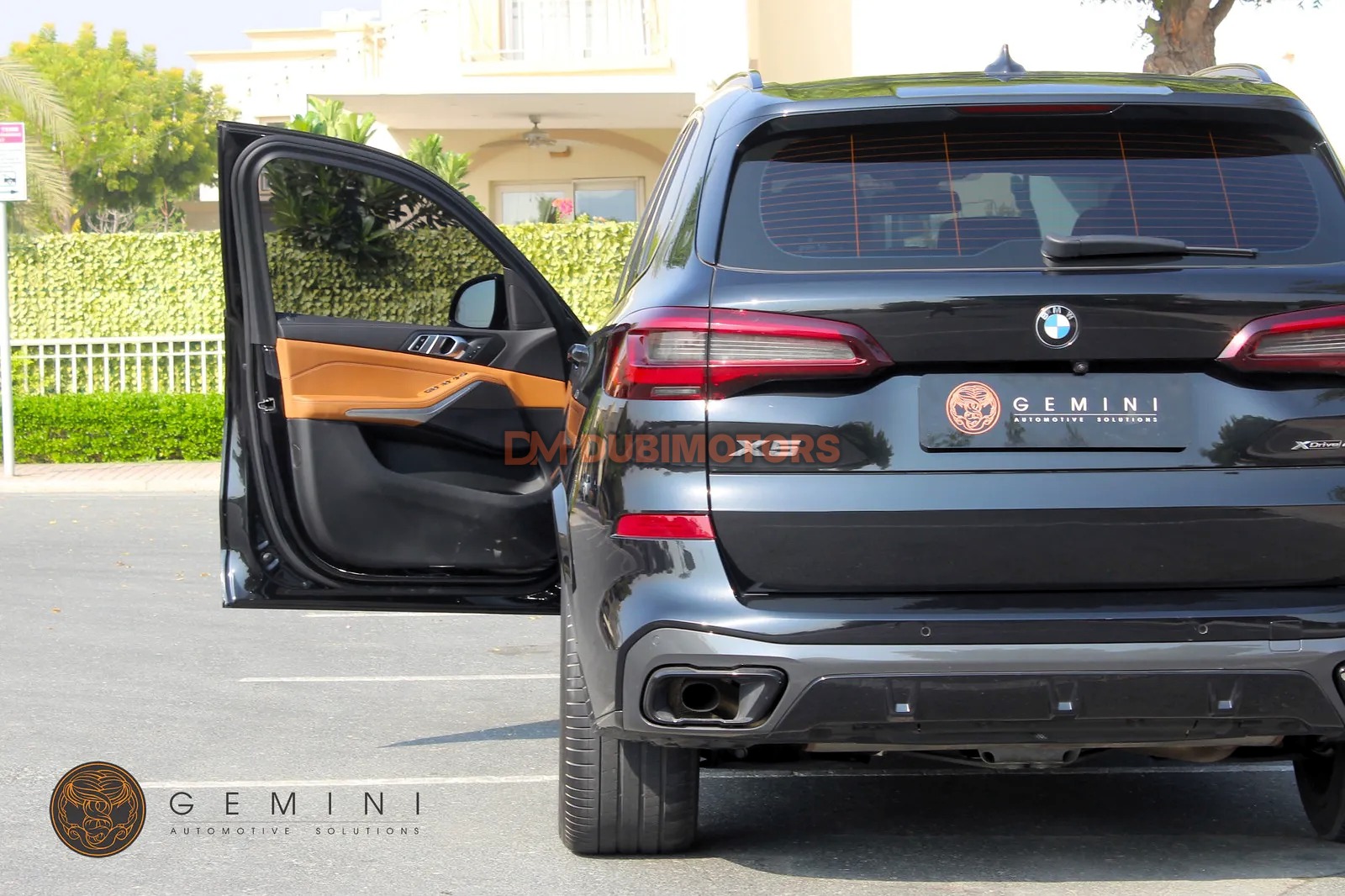 2022 BMW X5 xDrive40i M Sport for Sale in Dubai, photo 10 of 17