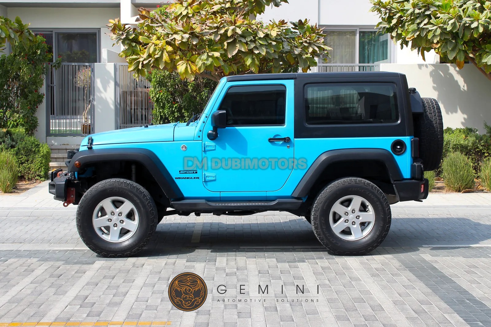 2017 Jeep Wrangler Sport, photo 4 of 16