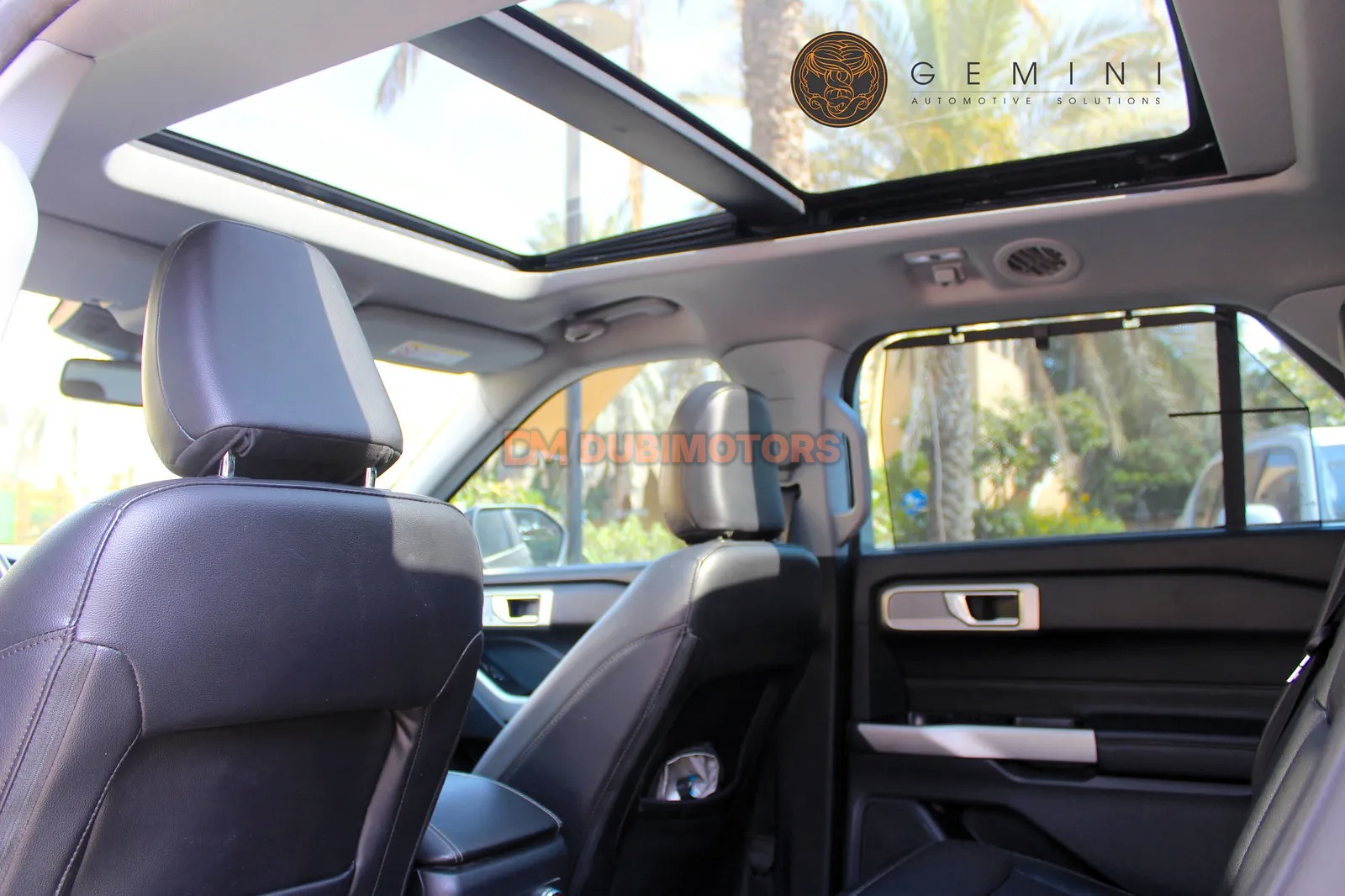 2022 Ford Explorer Limited for Sale in Dubai, photo 14 of 16