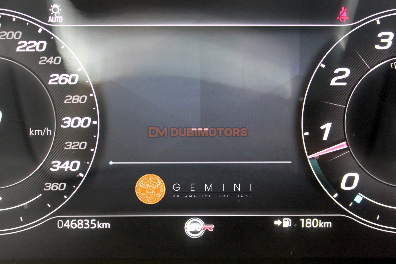 2021 Jaguar F-Pace SVR for Sale in Dubai, photo 17 of 17