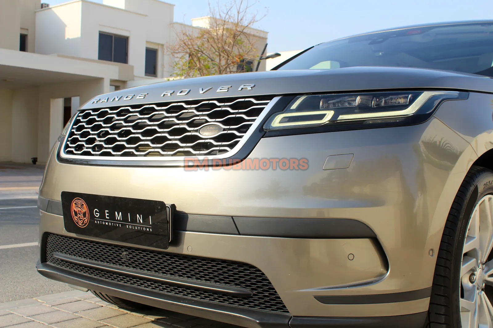 2018 Land Rover Range Rover Velar SE, photo 5 of 14