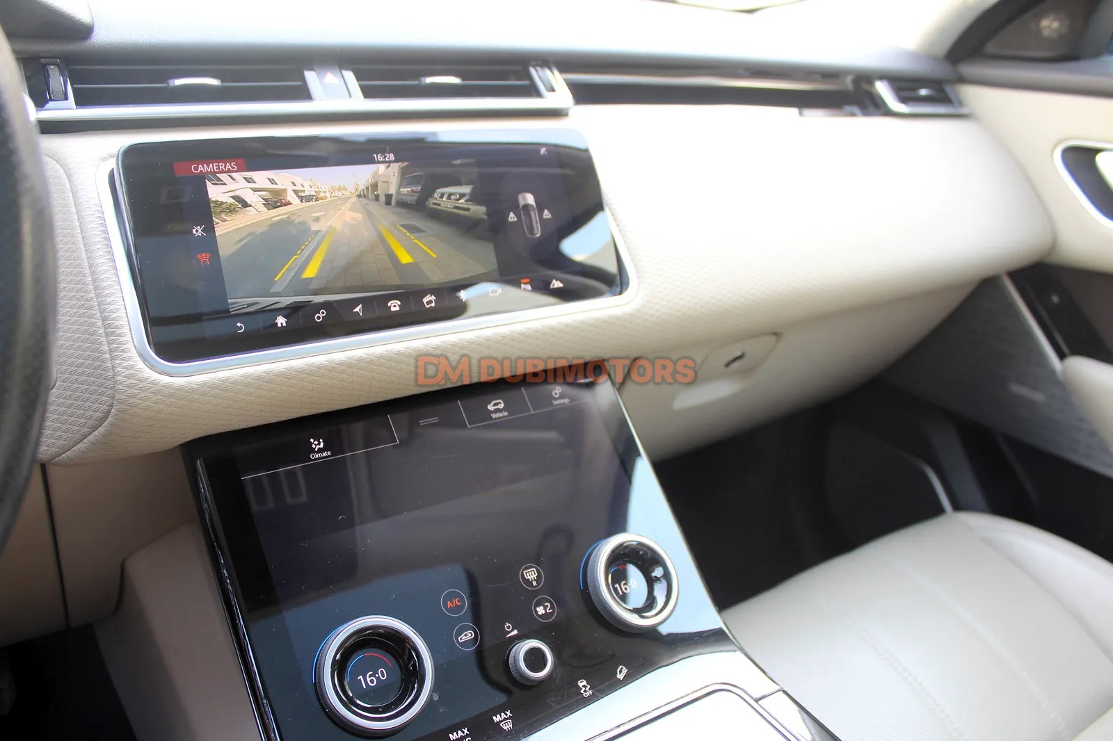 2018 Land Rover Range Rover Velar SE, photo 11 of 14
