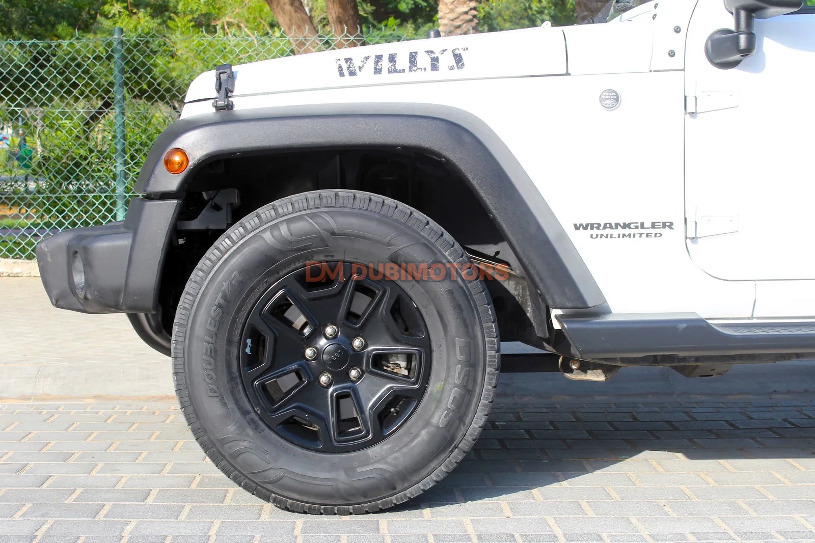 2017 Jeep Wrangler Sport for Sale in Dubai, photo 6 of 14