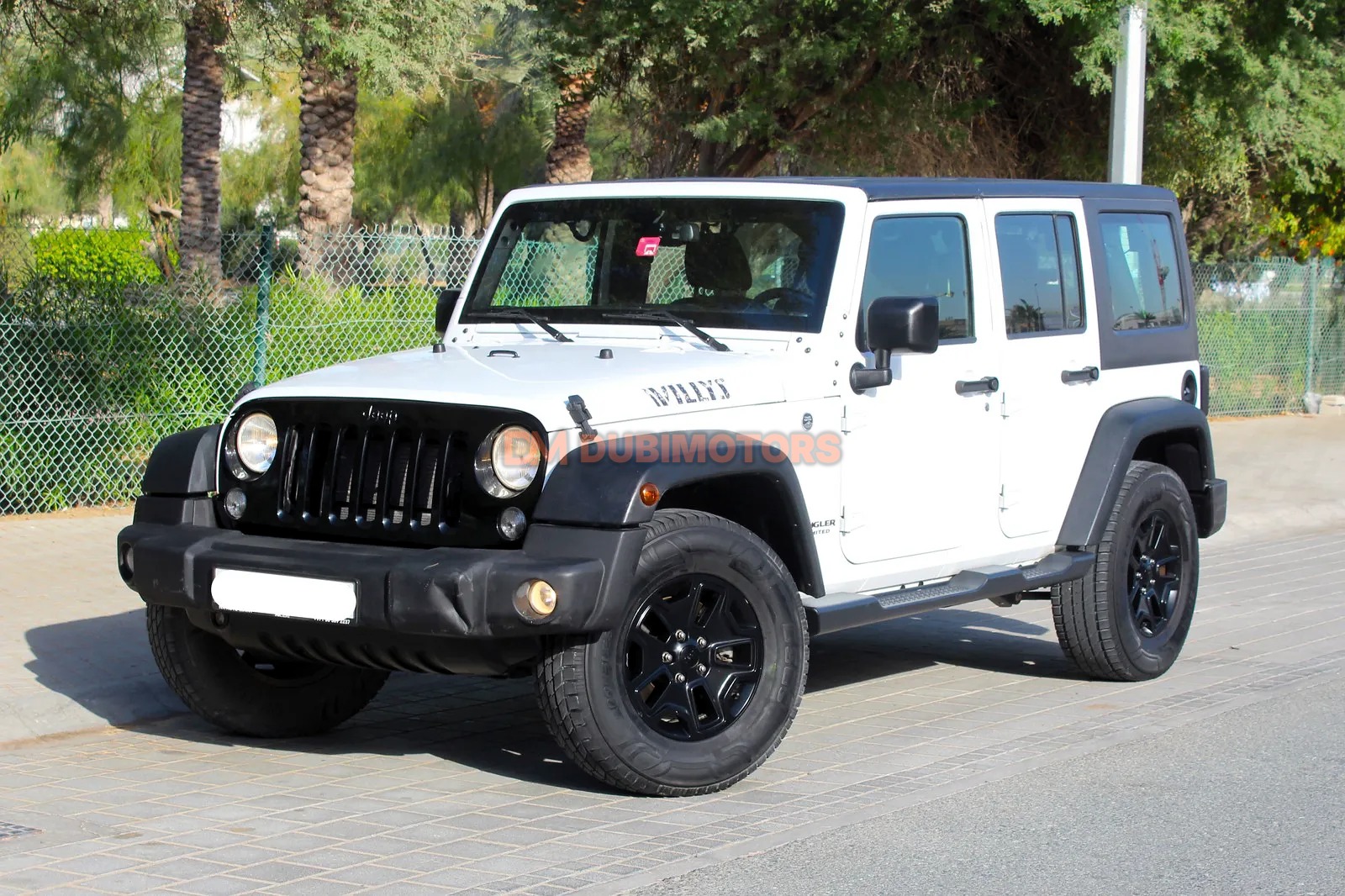 2017 Jeep Wrangler Sport for Sale in Dubai, photo 9 of 14