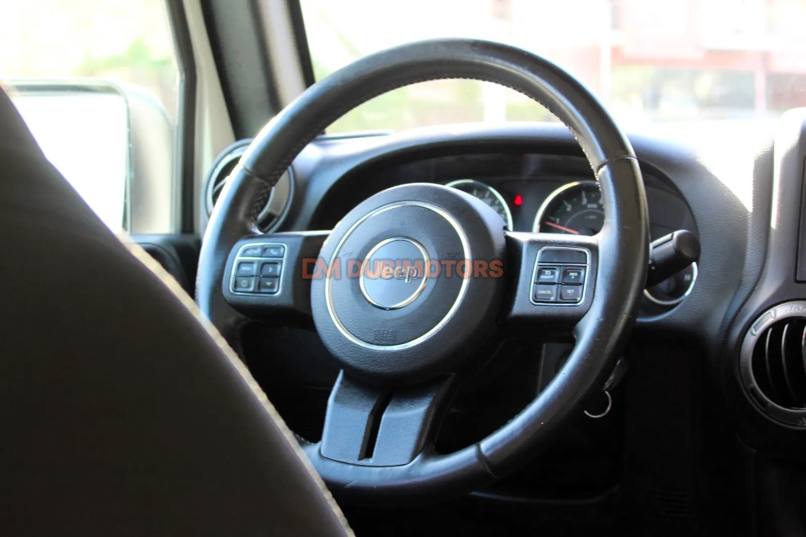 2017 Jeep Wrangler Sport for Sale in Dubai, photo 12 of 14