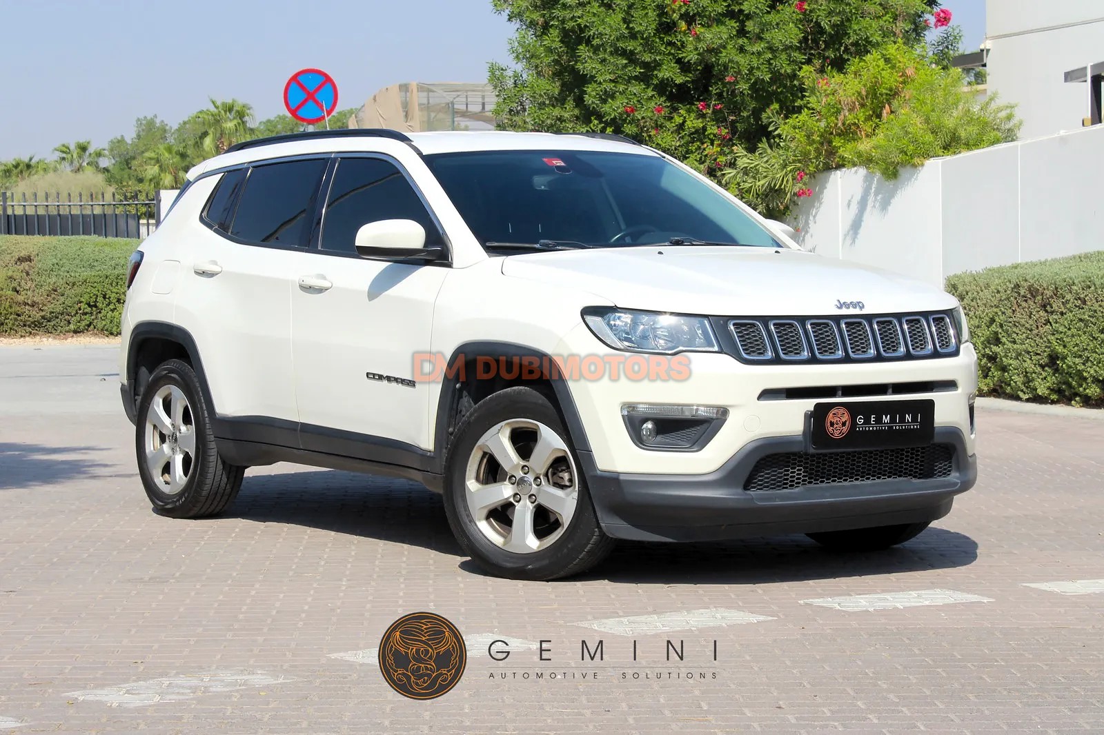 2021 Jeep Compass Latitude for Sale in Dubai, photo 3 of 14