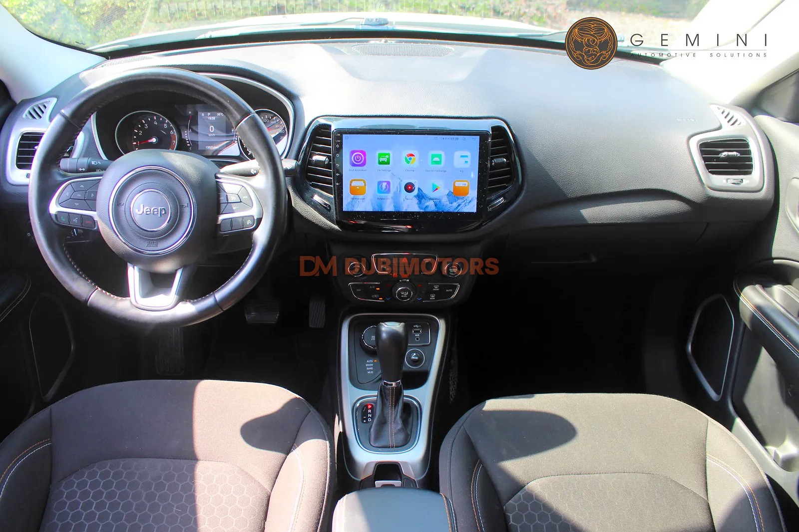 2021 Jeep Compass Latitude for Sale in Dubai, photo 12 of 14
