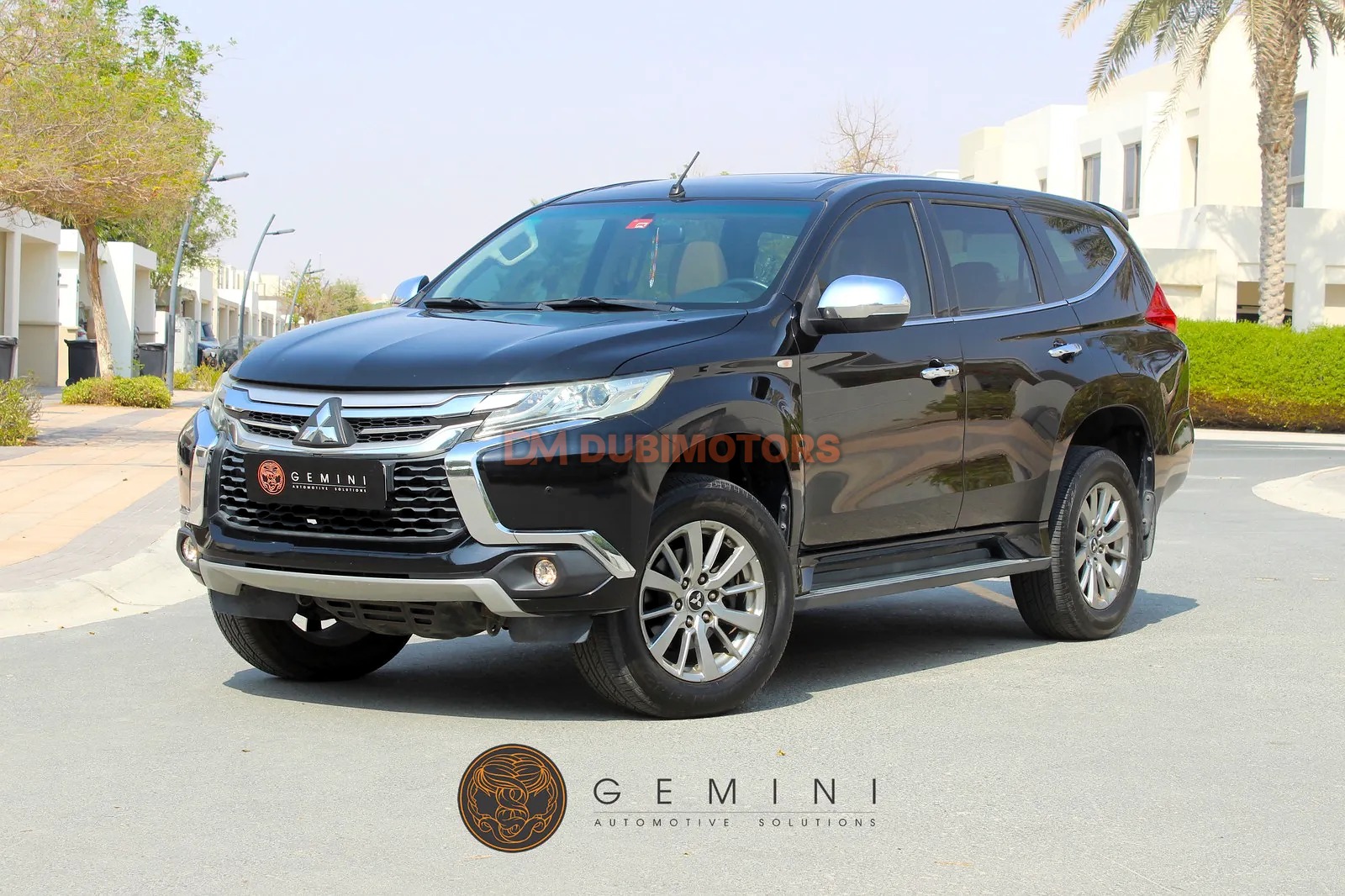 2019 Mitsubishi Montero Sport, photo 1 of 17
