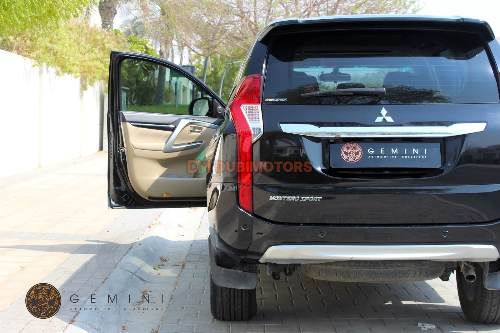 2019 Mitsubishi Montero Sport, photo 10 of 17
