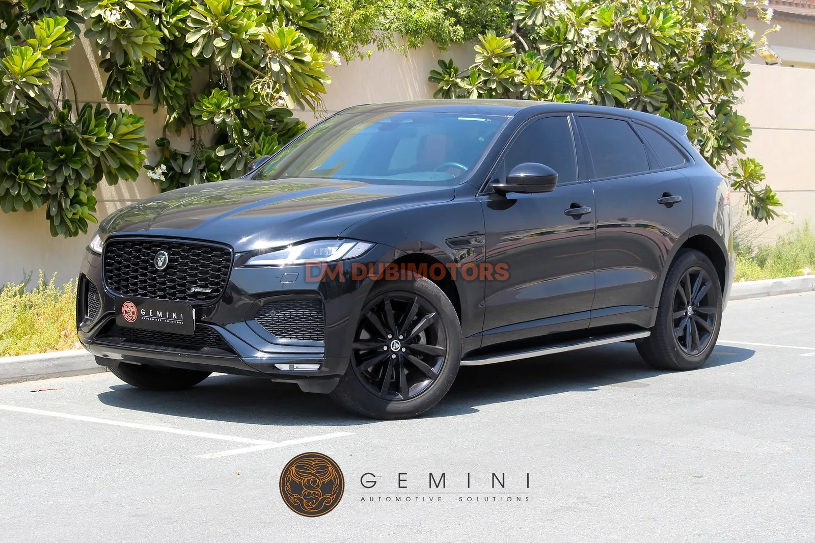 2024 Jaguar F-Pace R-Dynamic SE, photo 1 of 16