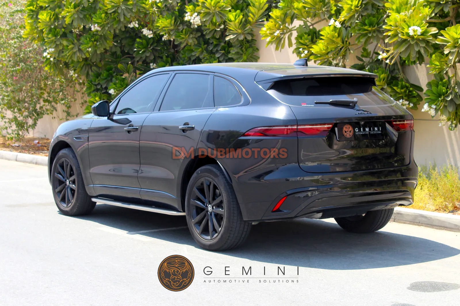 2024 Jaguar F-Pace R-Dynamic SE, photo 6 of 16