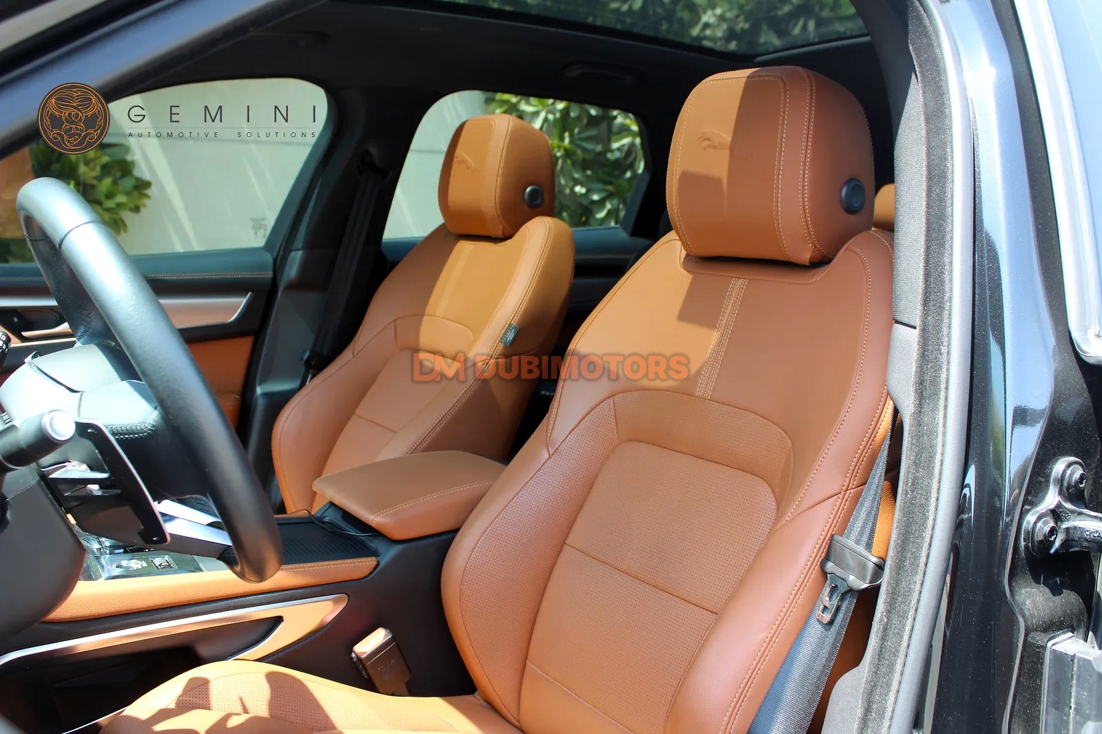 2024 Jaguar F-Pace R-Dynamic SE, photo 13 of 16