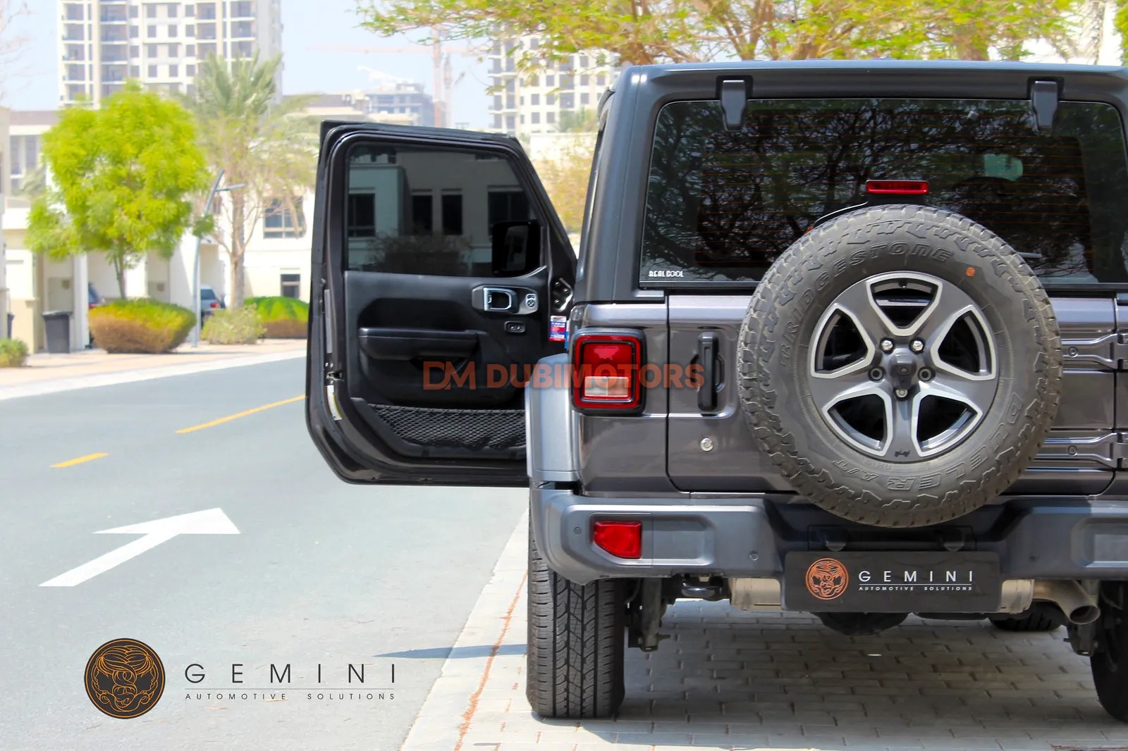2020 Jeep Wrangler Sport, photo 7 of 15