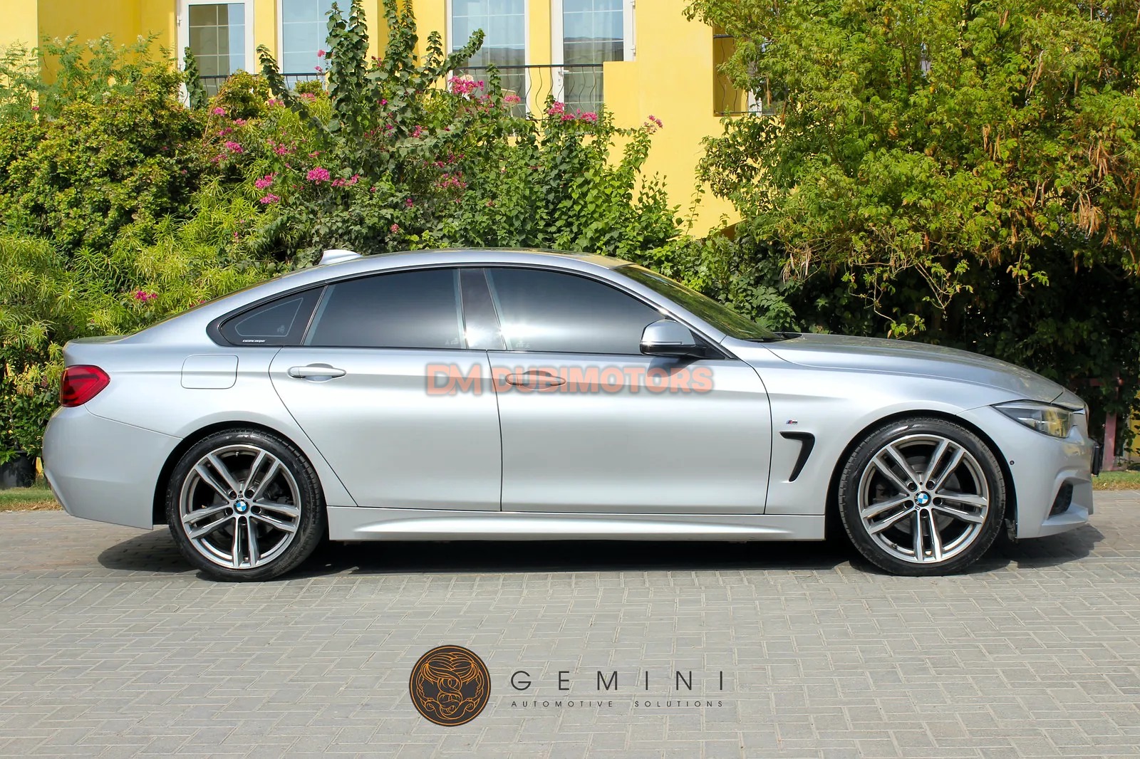 2018 BMW 4 Series 430i M Sport for Sale in Dubai, photo 4 of 18