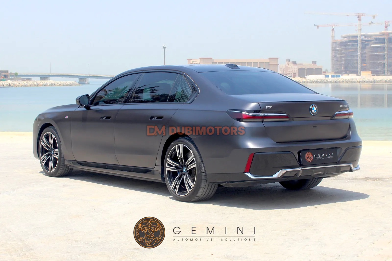 2023 BMW i7 xDrive60 M Sport, photo 3 of 19