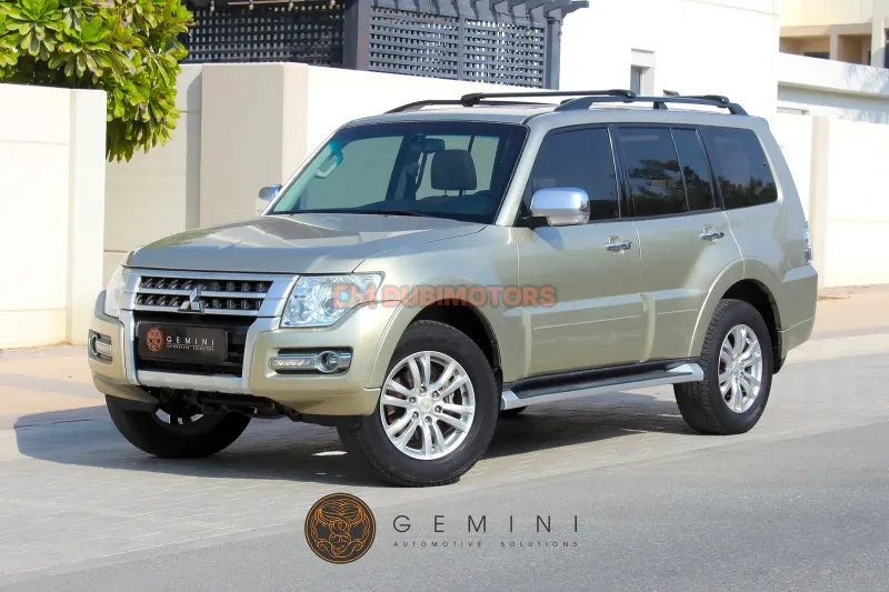 2019 Mitsubishi Pajero GLS for Sale in Dubai