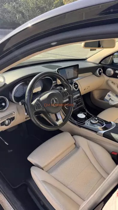 2017 Mercedes-Benz C-Class C 300 for Sale in Abu Dhabi, photo 6 of 10