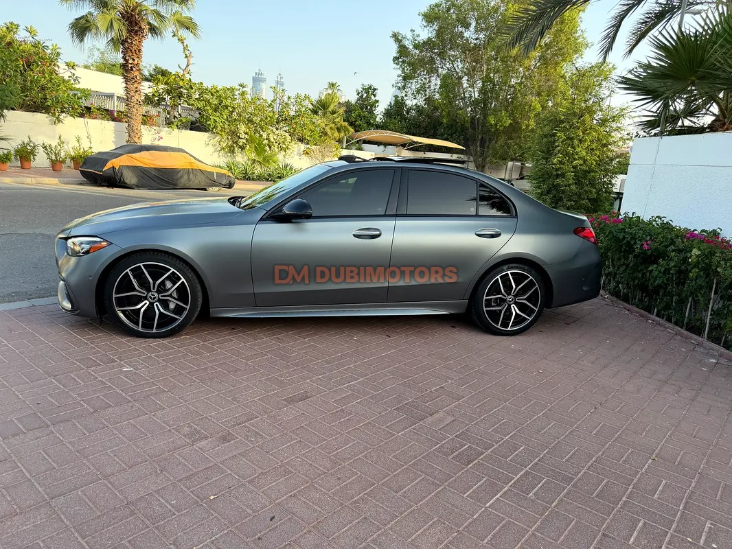2023 Mercedes-Benz C-Class C 300 for Sale in Dubai, photo 3 of 16