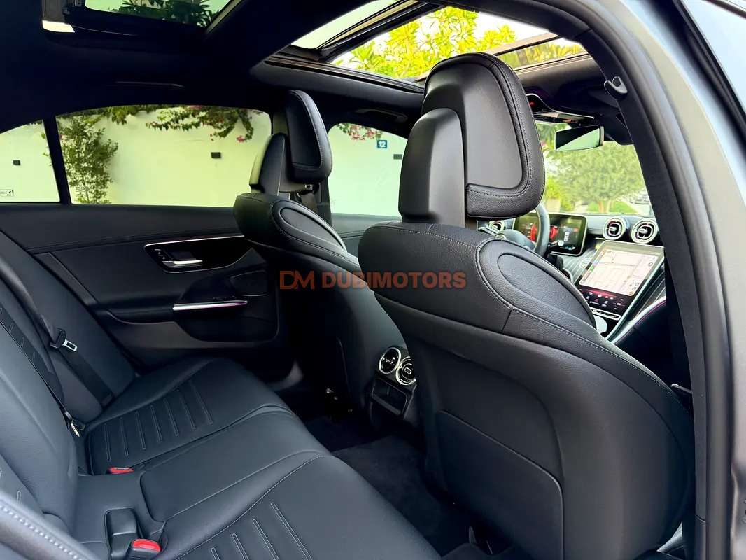 2023 Mercedes-Benz C-Class C 300 for Sale in Dubai, photo 13 of 16