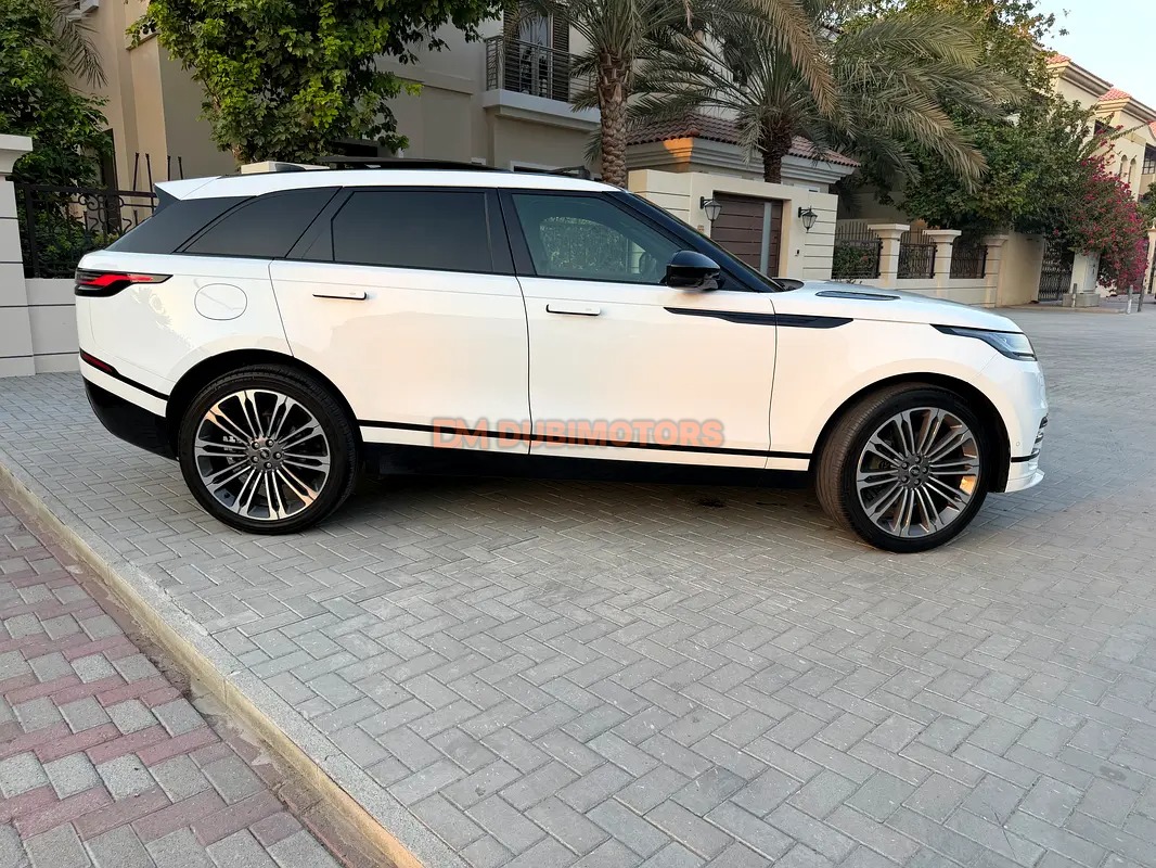 2025 Land Rover Range Rover Velar SE for Sale in Dubai, photo 2 of 17