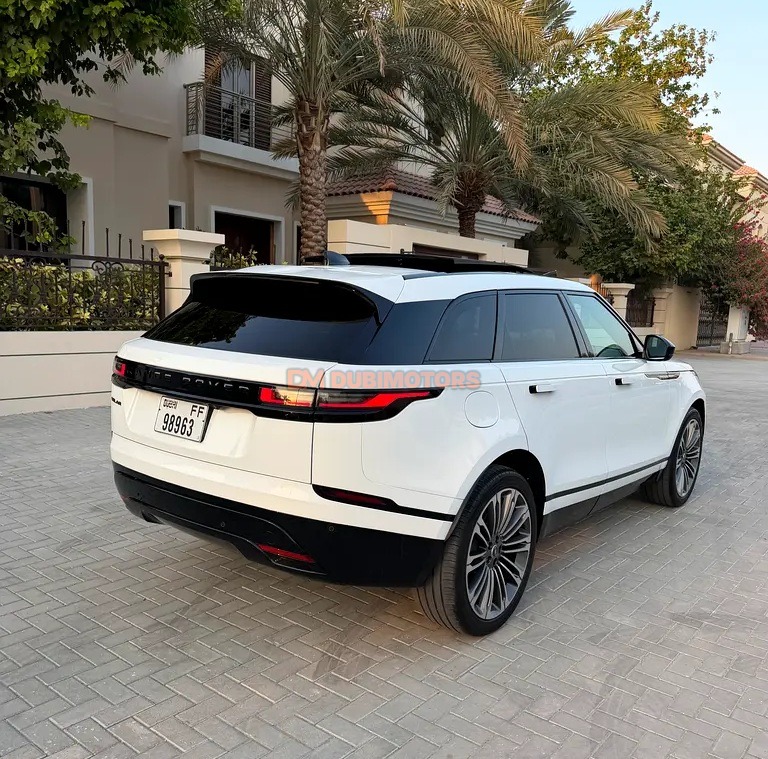 2025 Land Rover Range Rover Velar SE for Sale in Dubai, photo 7 of 17