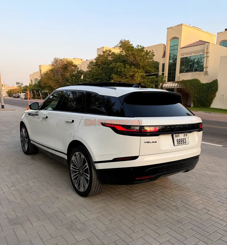 2025 Land Rover Range Rover Velar SE for Sale in Dubai, photo 10 of 17