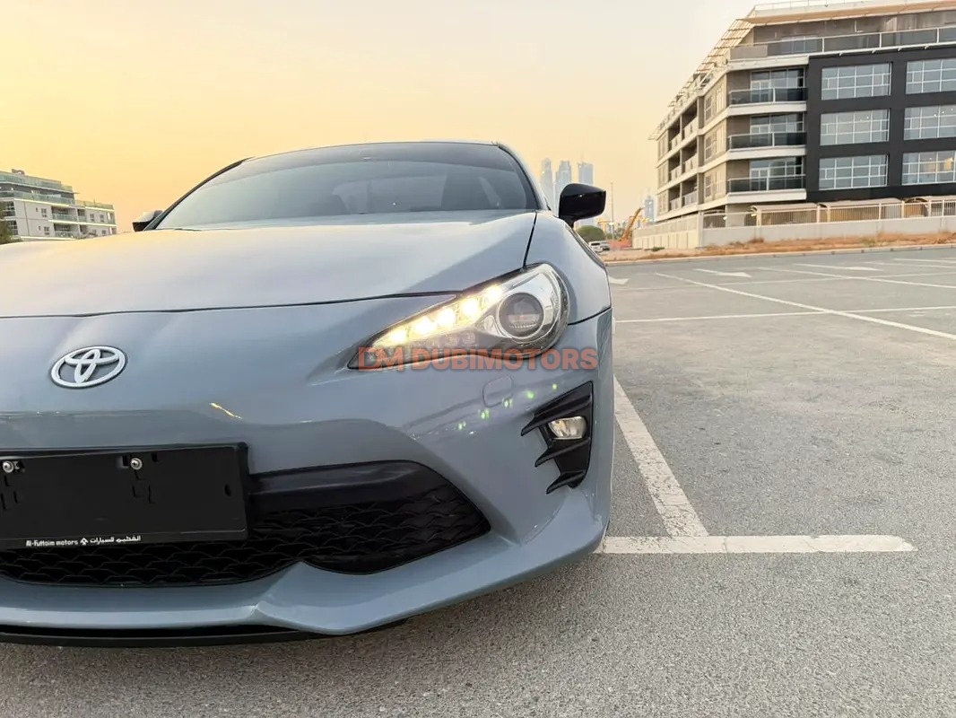 2018 Toyota 86 VTX for Sale in Dubai, photo 5 of 13