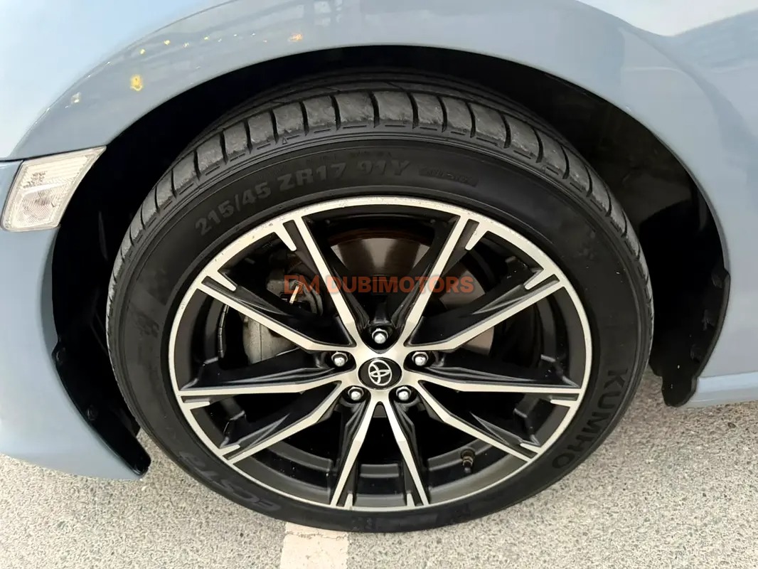 2018 Toyota 86 VTX for Sale in Dubai, photo 8 of 13
