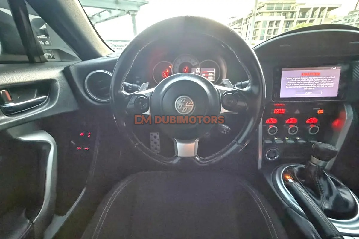 2018 Toyota 86 VTX for Sale in Dubai, photo 9 of 13