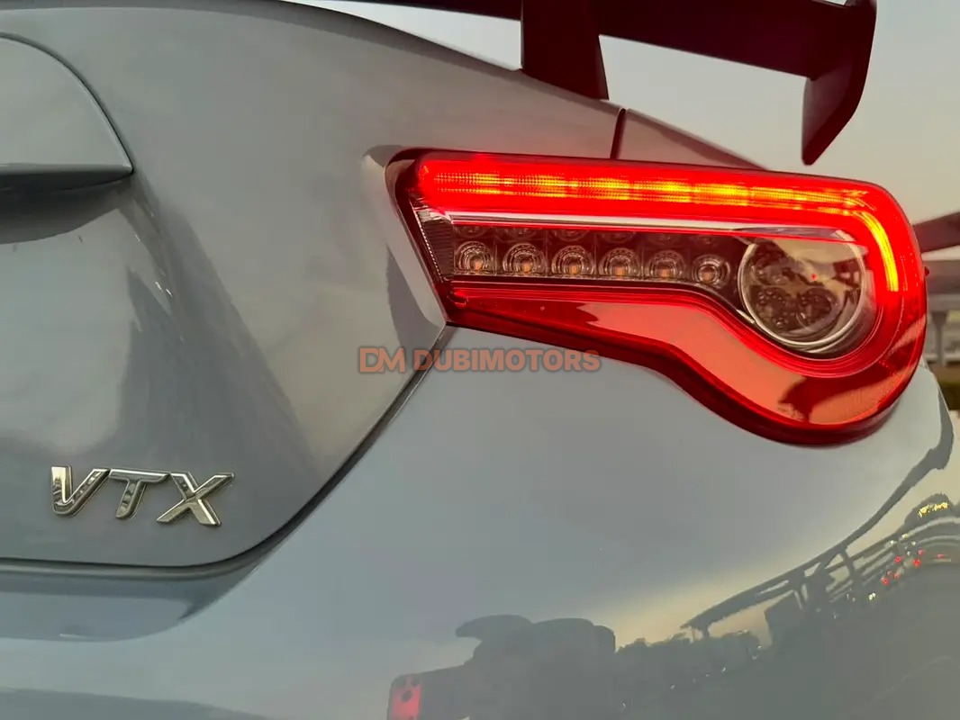 2018 Toyota 86 VTX for Sale in Dubai, photo 10 of 13