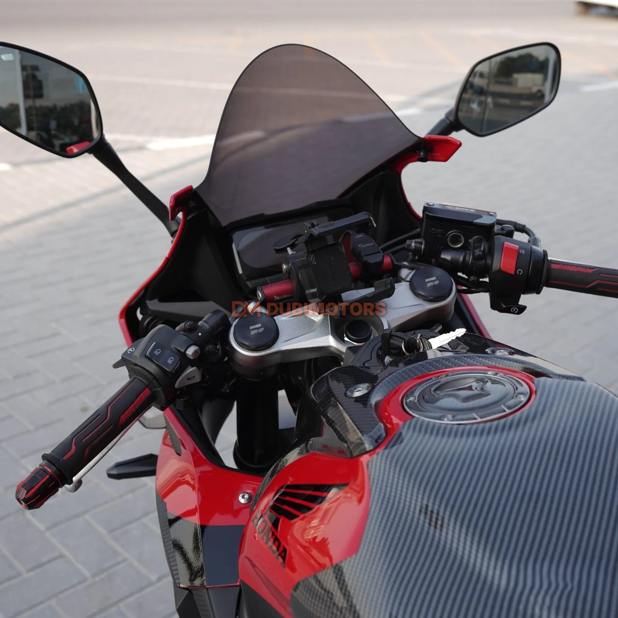 2023 Honda CBR 650R Standard for Sale in Sharjah, photo 5 of 14