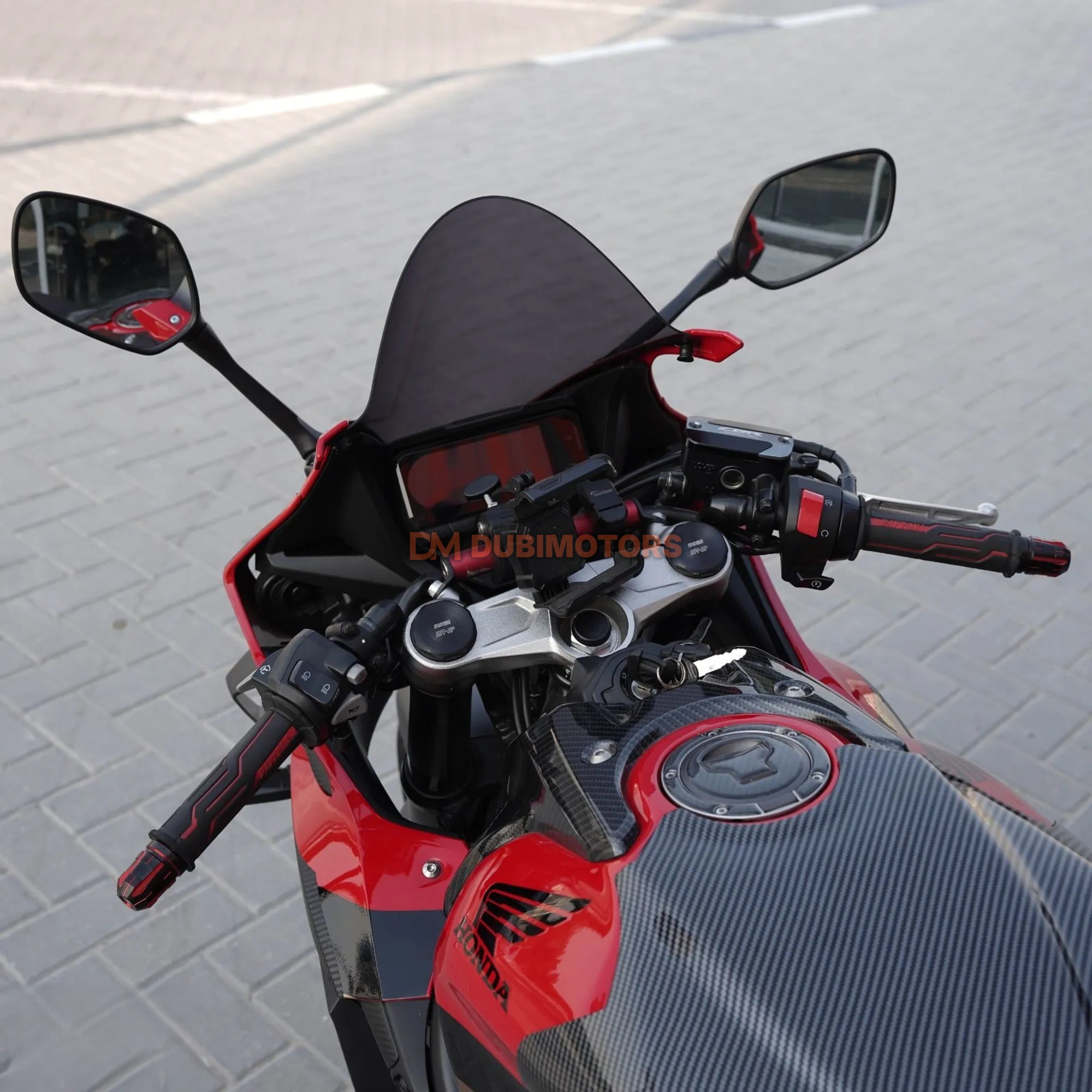 2023 Honda CBR 650R Standard for Sale in Sharjah, photo 7 of 14