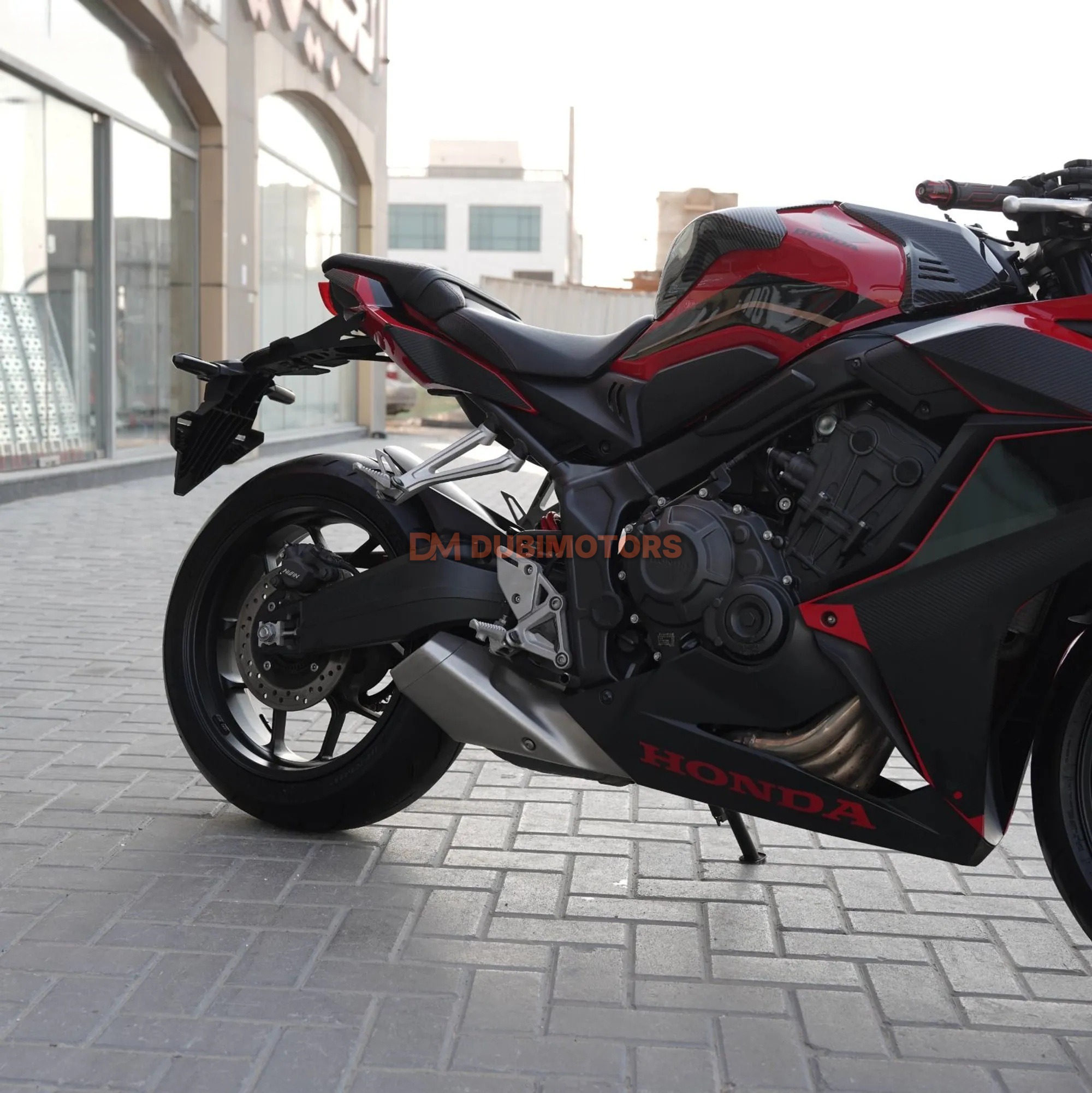 2023 Honda CBR 650R Standard for Sale in Sharjah, photo 11 of 14