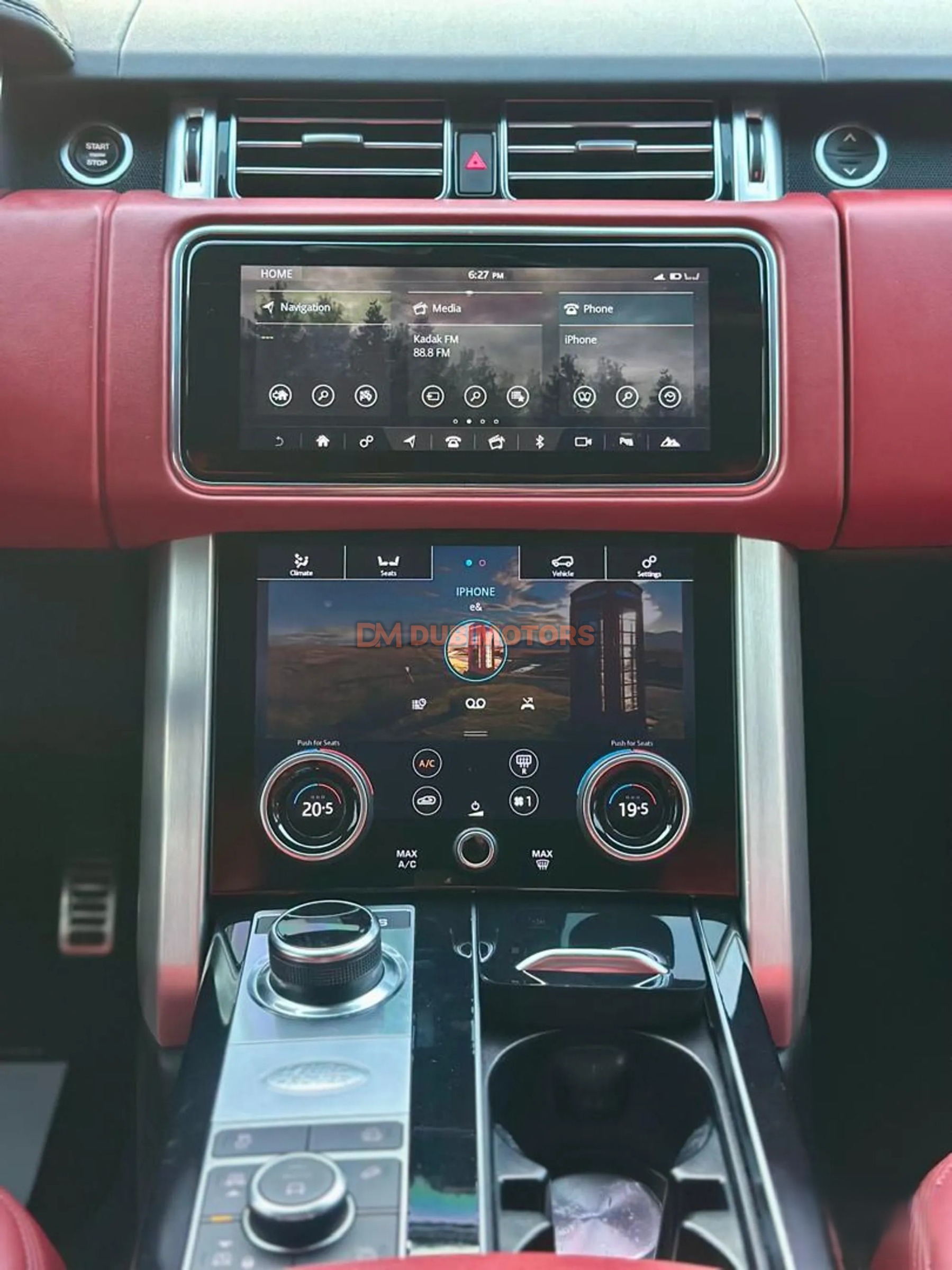 2020 Land Rover Range Rover Vogue SE for Sale in Sharjah, photo 15 of 16