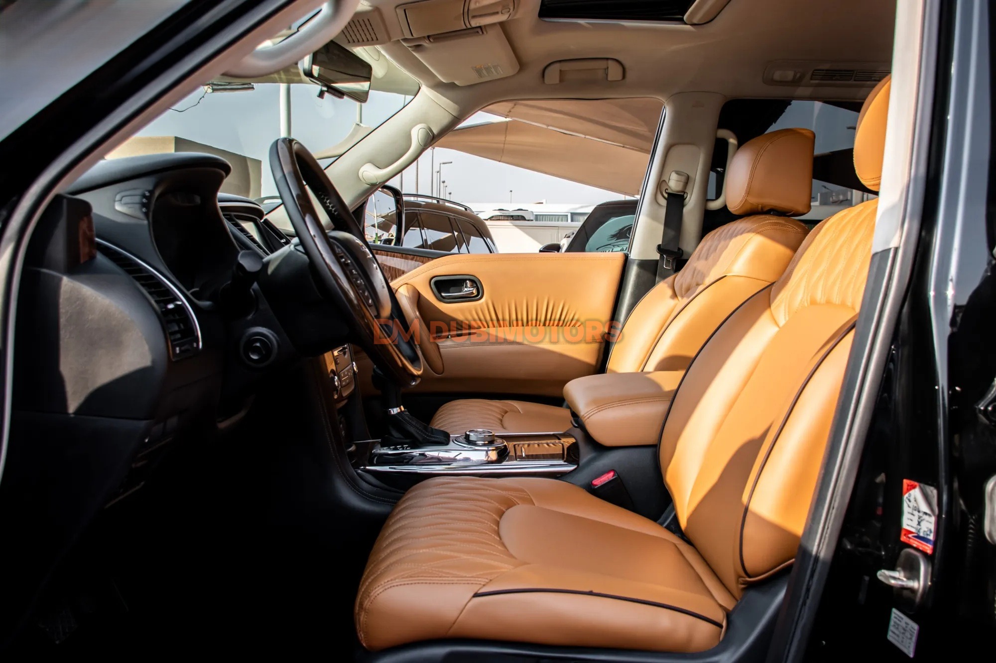 2018 Nissan Patrol Platinum for Sale in Sharjah, photo 8 of 16