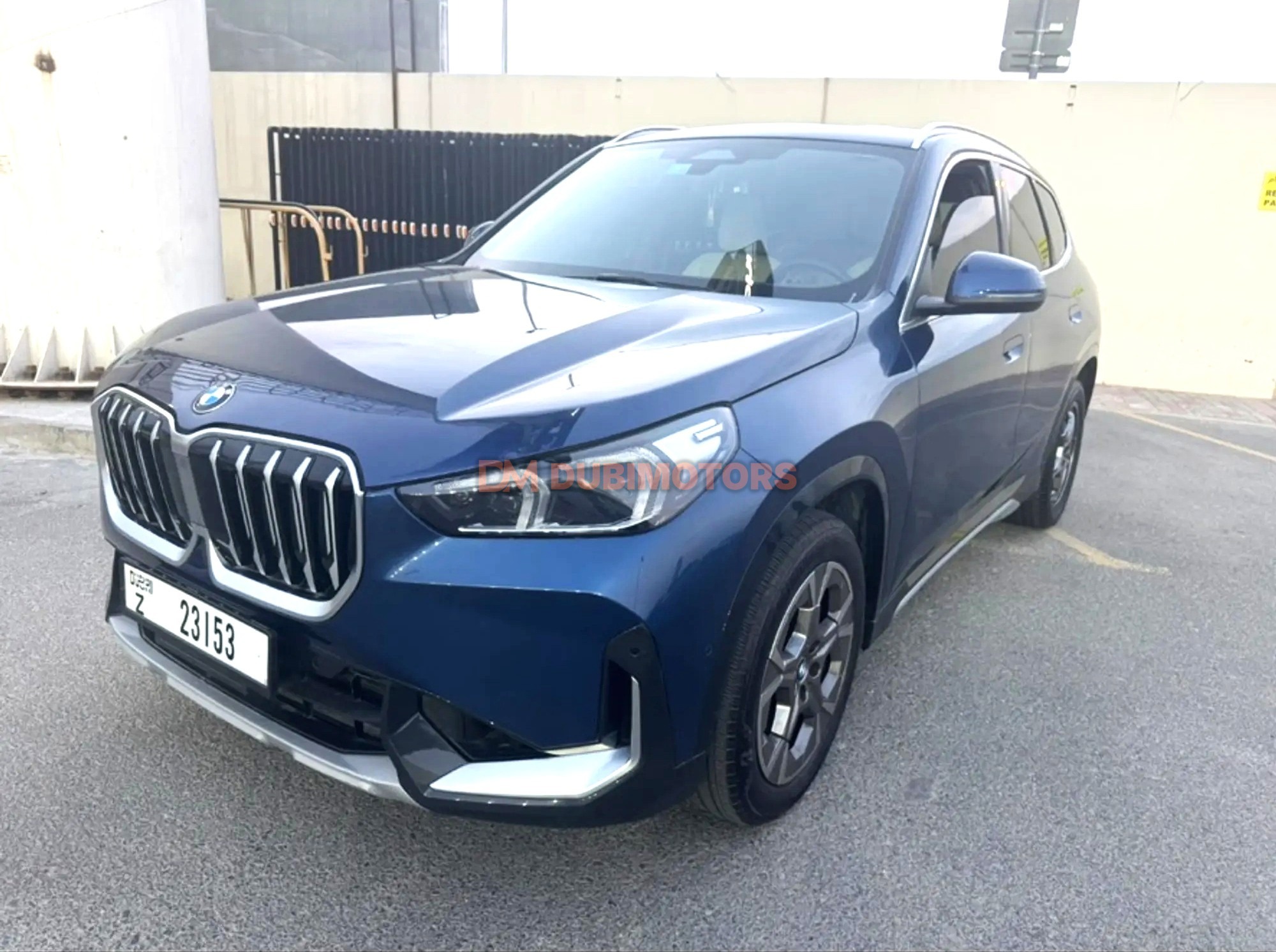 2025 BMW X1 xDrive20i for Sale in Dubai, photo 3 of 11