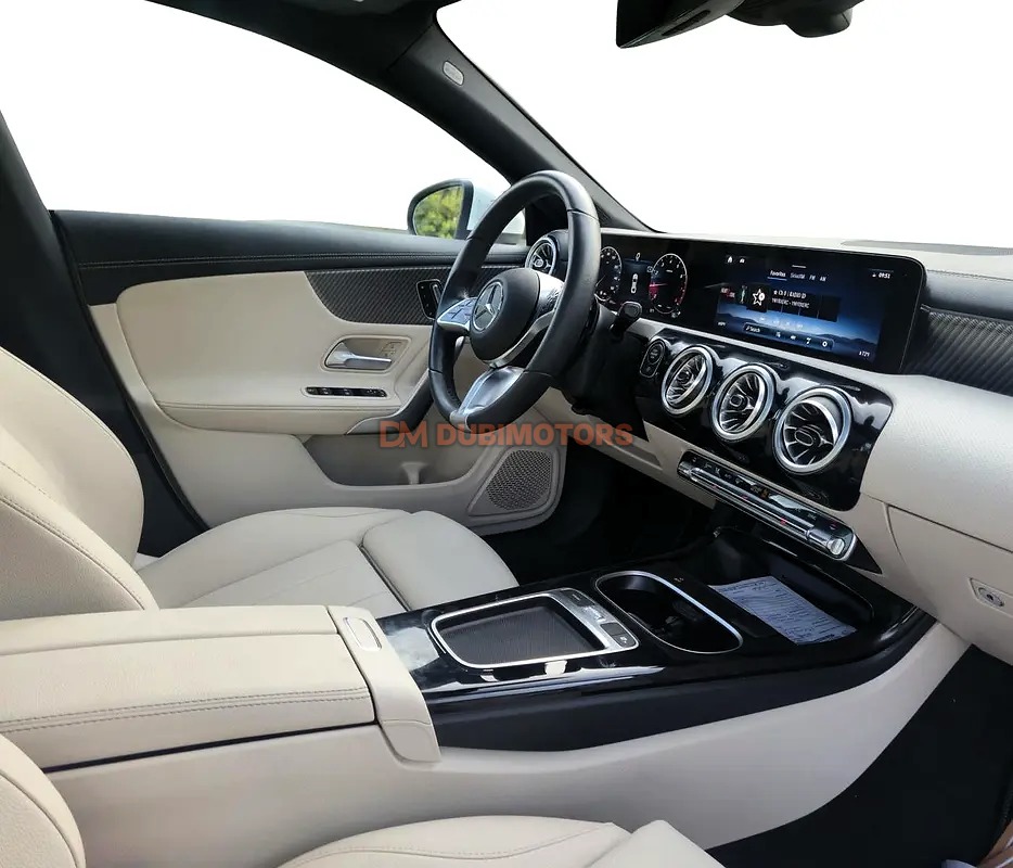 2025 Mercedes-Benz CLA-Class CLA 250 for Sale in Dubai, photo 9 of 15
