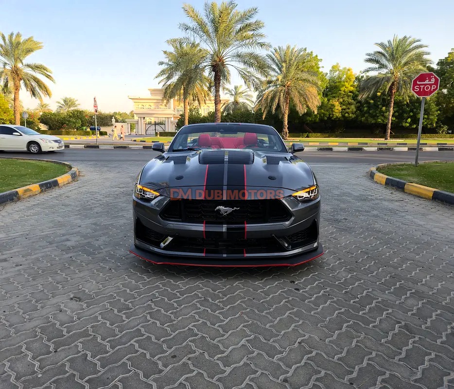 2023 Ford Mustang EcoBoost Premium for Sale in Dubai, photo 2 of 14