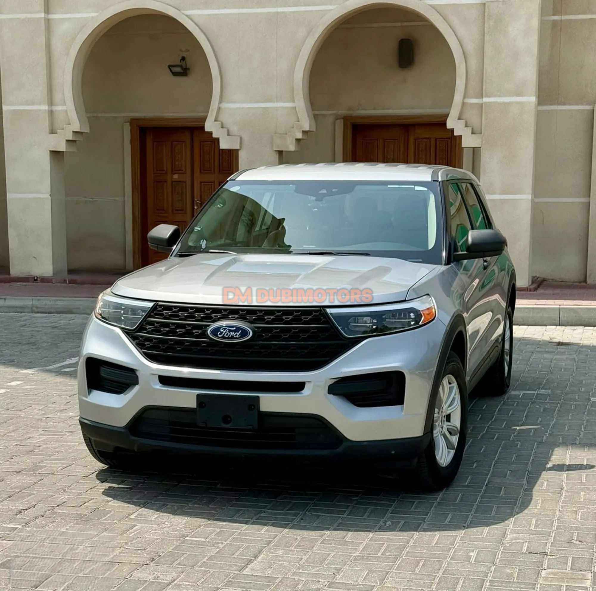 2021 Ford Explorer Base for Sale in Sharjah, photo 2 of 10