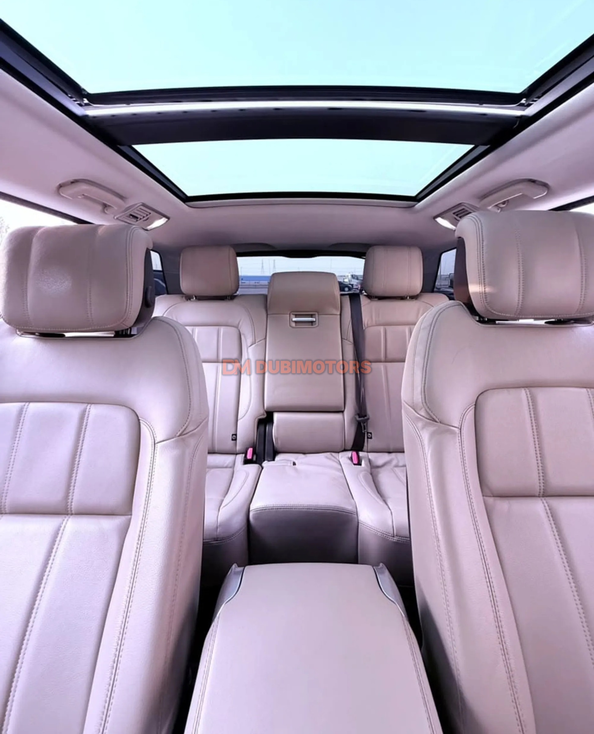 2018 Land Rover Range Rover Sport SE for Sale in Sharjah, photo 5 of 14