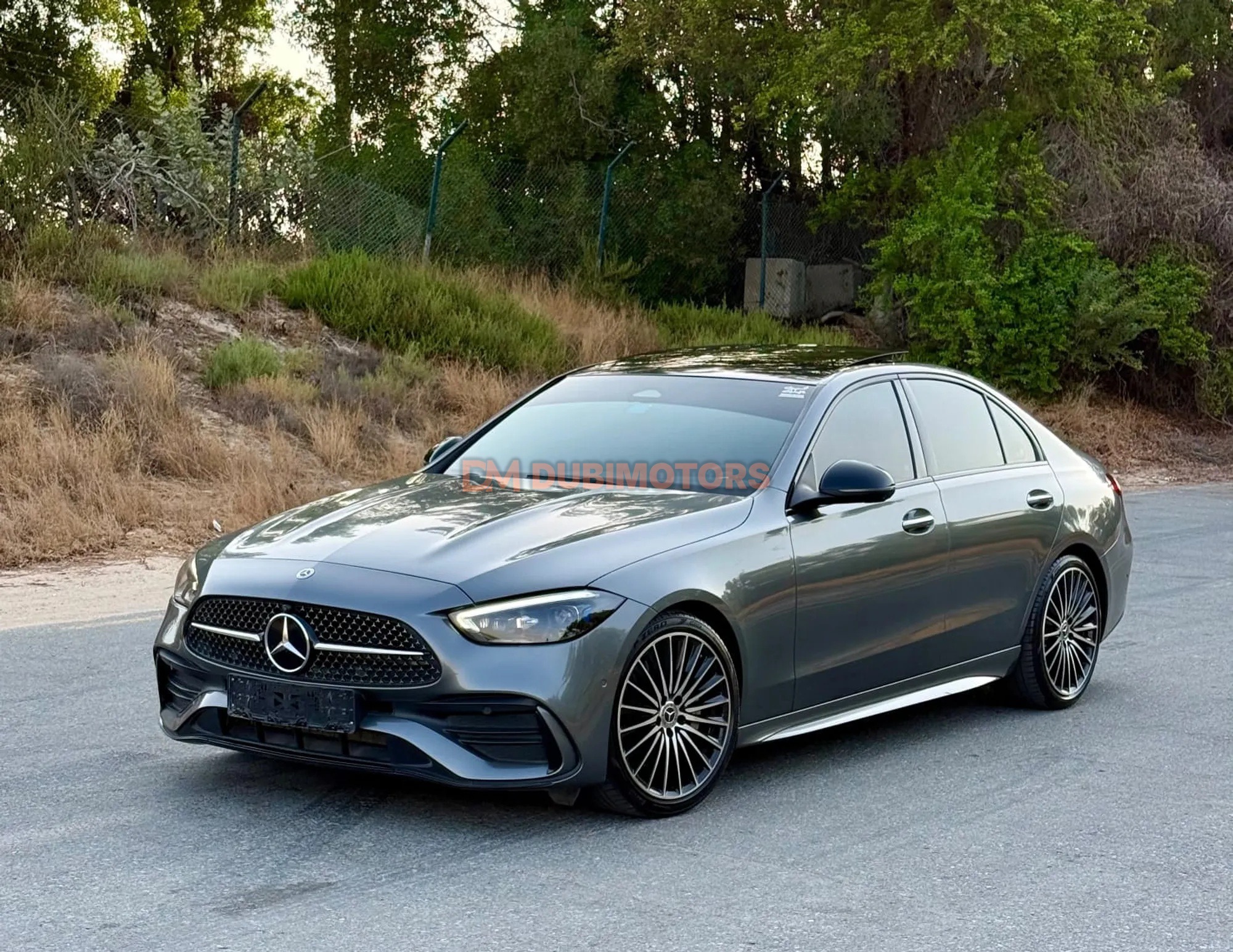2024 Mercedes-Benz C-Class C 200 for Sale in Sharjah, photo 4 of 11