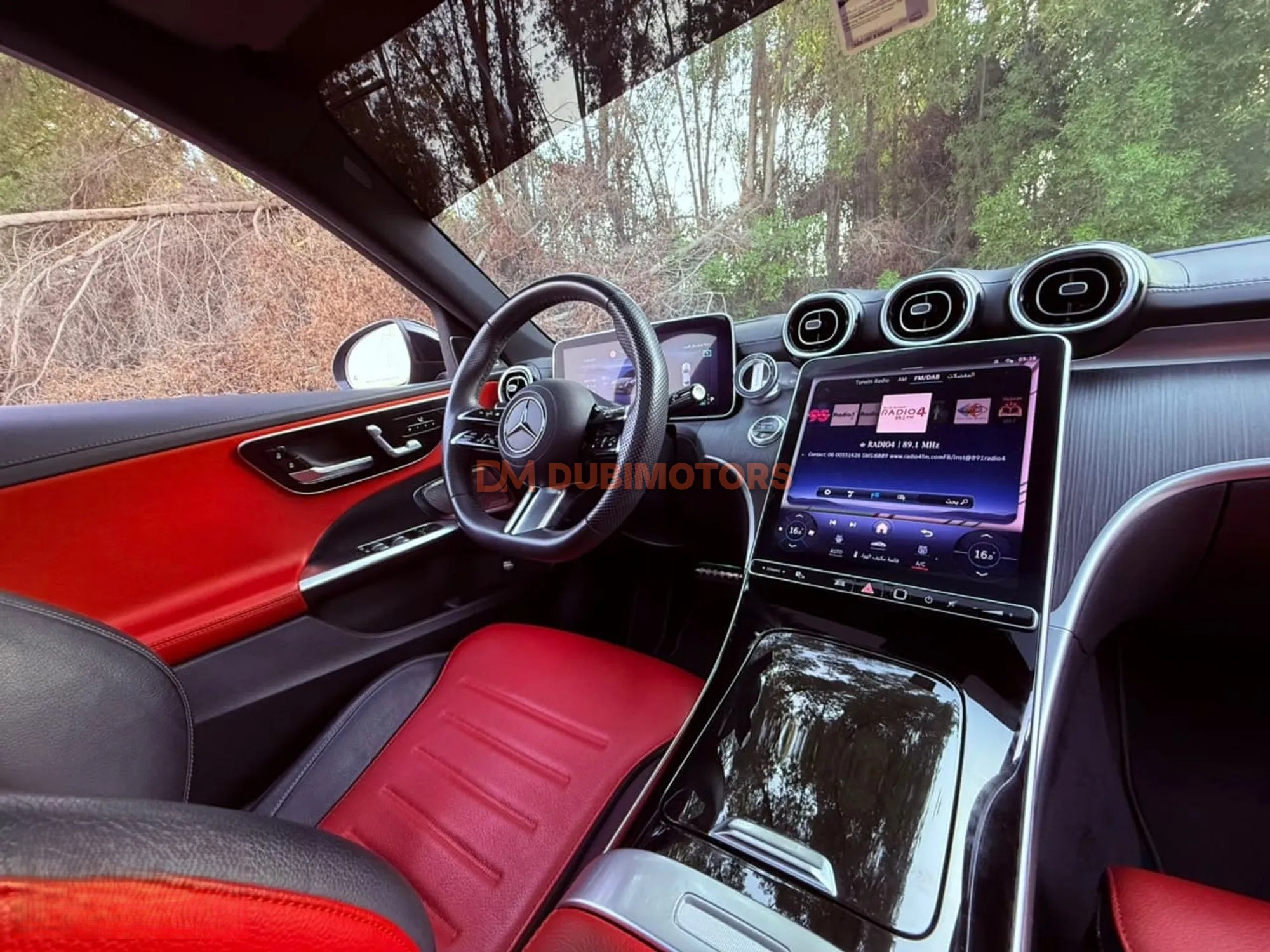 2024 Mercedes-Benz C-Class C 200 for Sale in Sharjah, photo 8 of 11