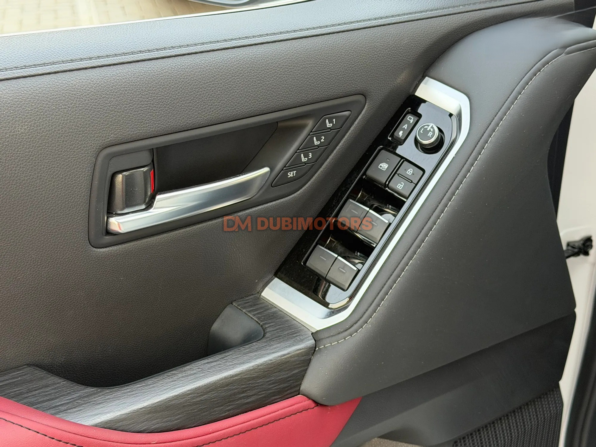 2026 Toyota Land Cruiser VX-R for Sale in Ajman, photo 6 of 15