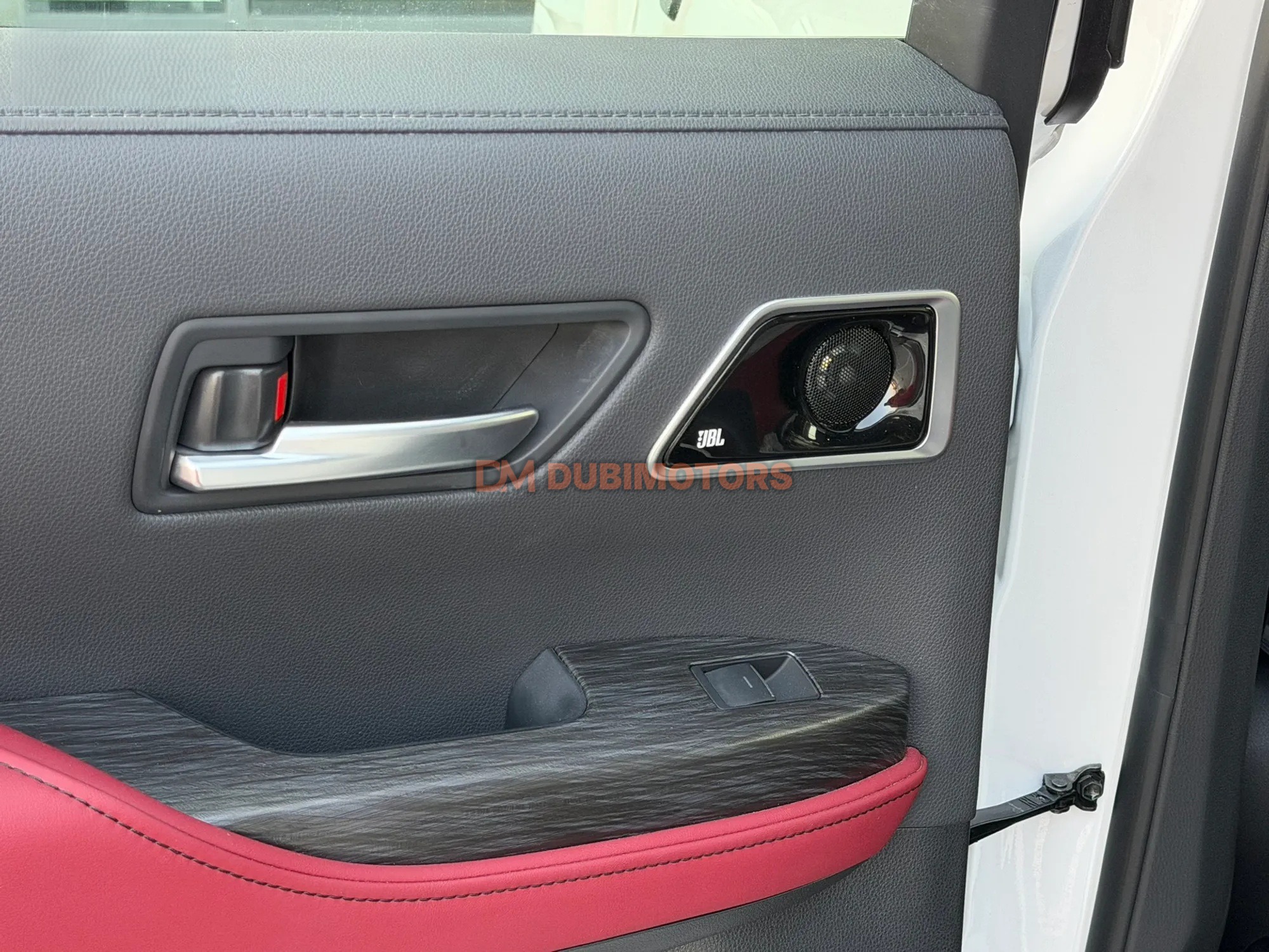2026 Toyota Land Cruiser VX-R for Sale in Ajman, photo 15 of 15