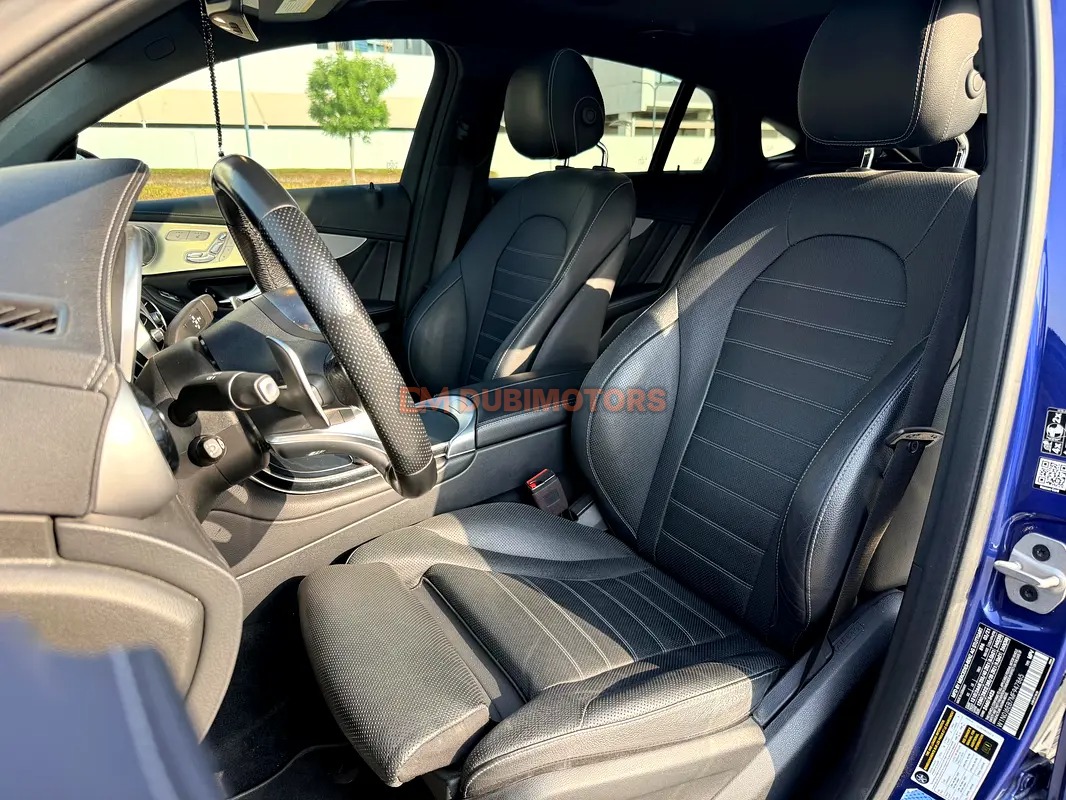 2021 Mercedes-Benz GLC GLC Coupe 43 AMG for Sale in Dubai, photo 10 of 13