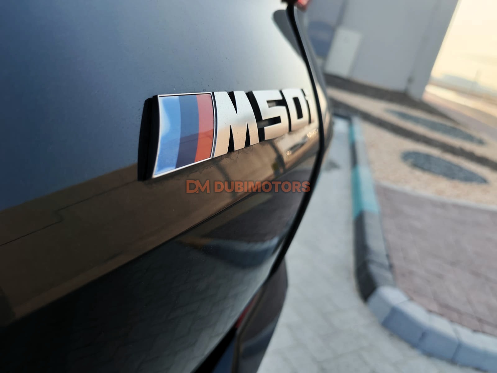 2022 BMW X6 M50i for Sale in Abu Dhabi, photo 16 of 18